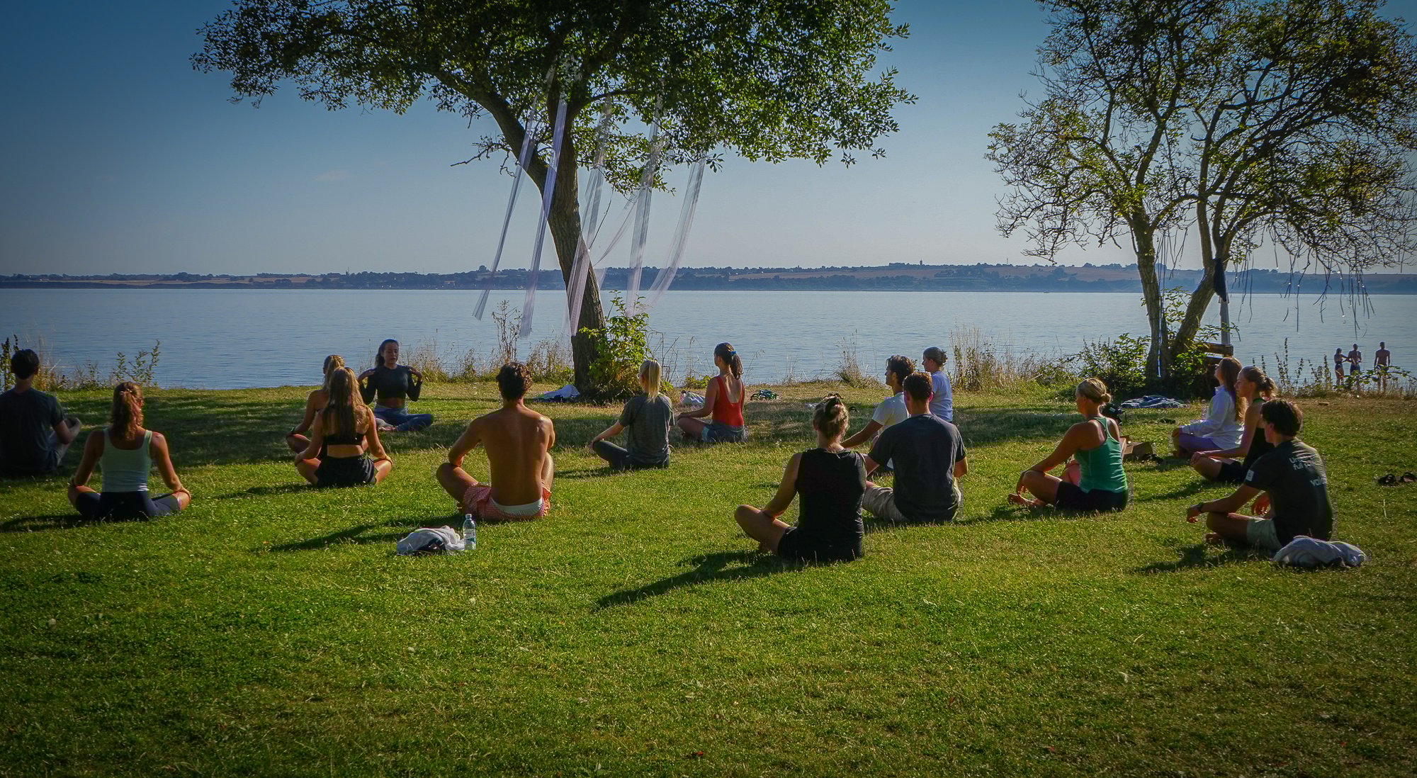 Yoga vid stranden på Camp Ven Yoga vid stranden på Camp Ven
